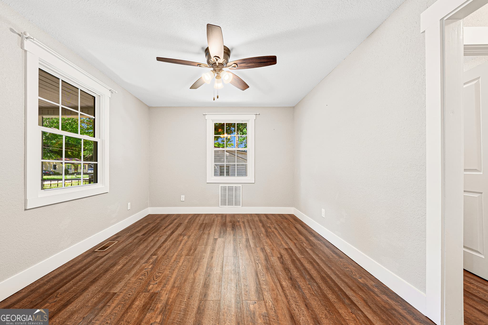 3 bedroom, 2 bathroom, 1,233 sq ft single family residence for sale at 106 Hart Terrace, Hartwell, GA 30643 — photo 6