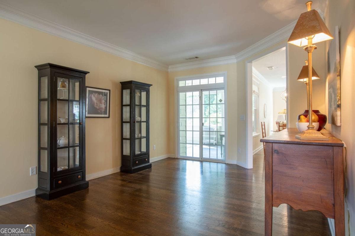 4 bedroom, 3 bathroom, 3,726 sq ft single family residence for sale at 3228 Black Gum Lane, Gainesville, GA 30504 — photo 6