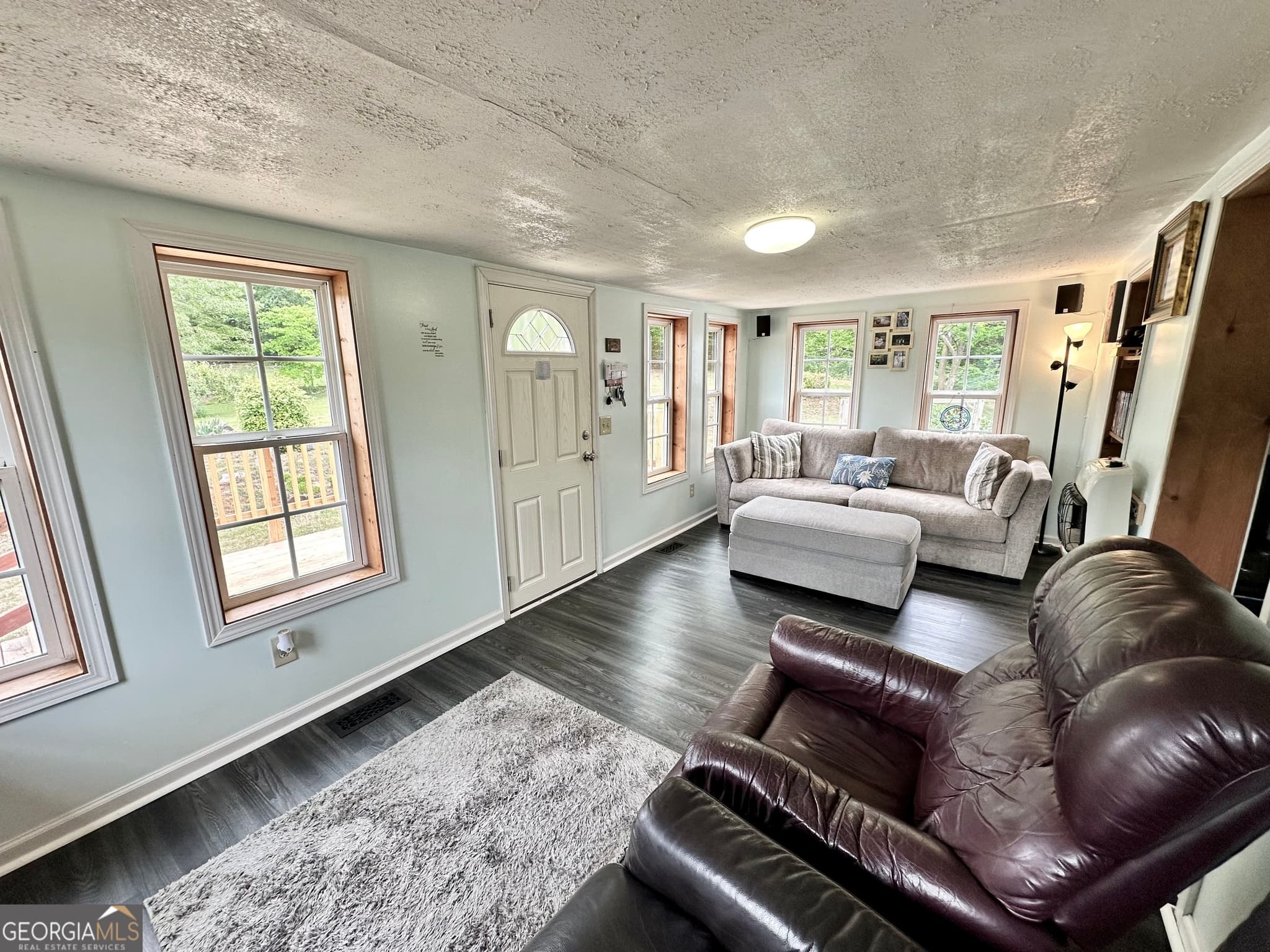 2 bedroom, 1 bathroom, 900 sq ft manufactured home,single family residence for sale at 7315 Wits End Drive, Gainesville, GA 30506 — photo 9