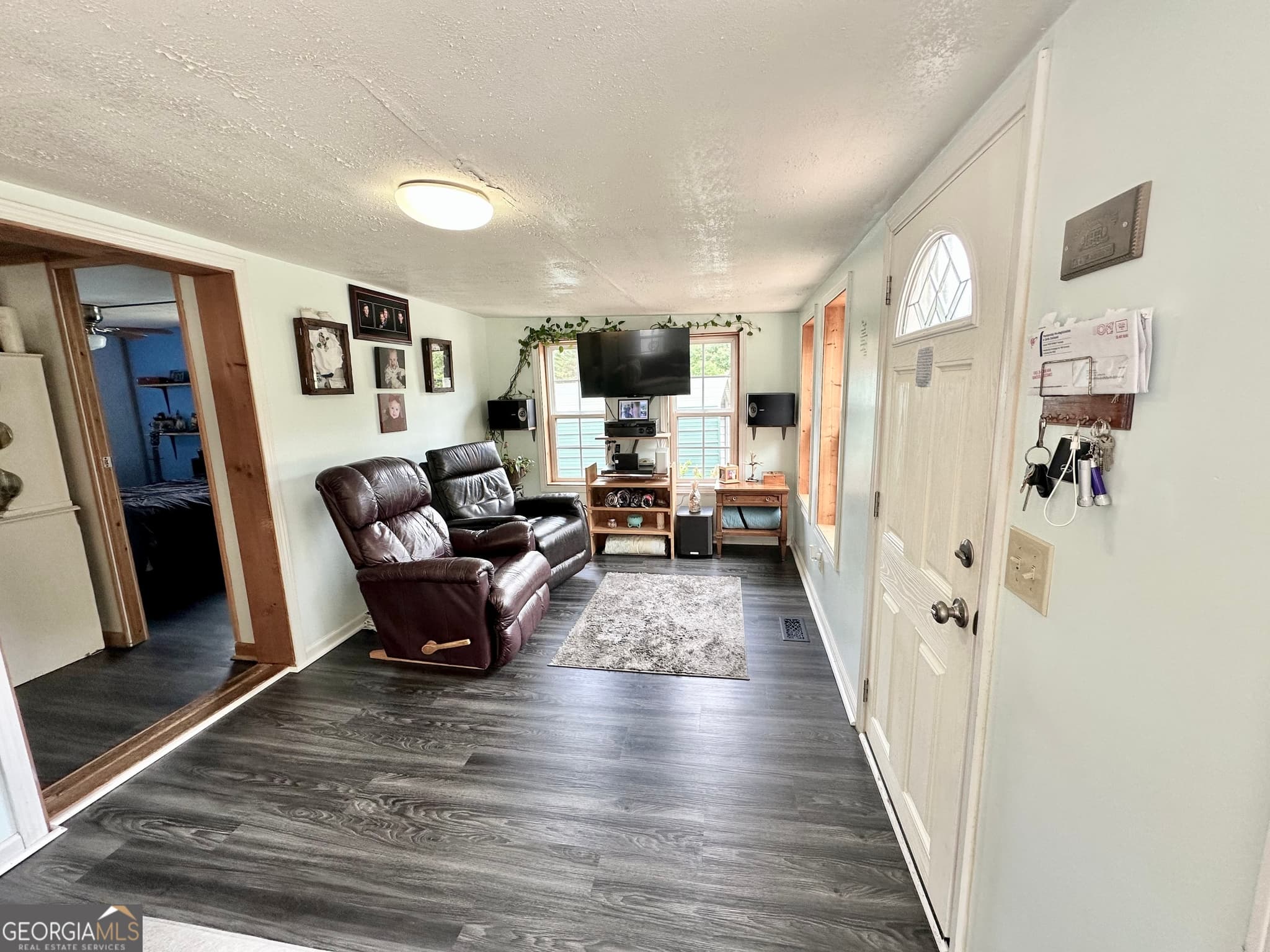 2 bedroom, 1 bathroom, 900 sq ft manufactured home,single family residence for sale at 7315 Wits End Drive, Gainesville, GA 30506 — photo 8