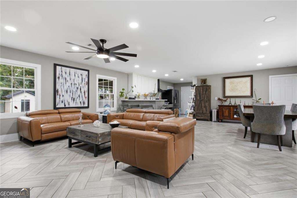 4 bedroom, 3 bathroom, 2,027 sq ft single family residence for sale at 261 Lendon Lane, Lawrenceville, GA 30043 — photo 6
