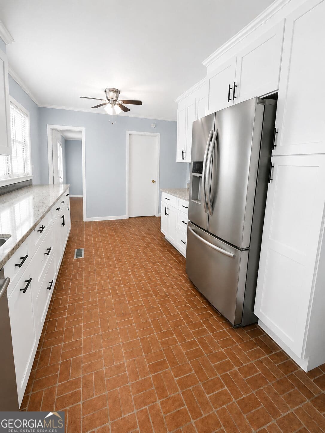 3 bedroom, 2 bathroom, 1,575 sq ft single family residence for sale at 2114 Cheatwood Drive, Oxford, AL 36203 — photo 6