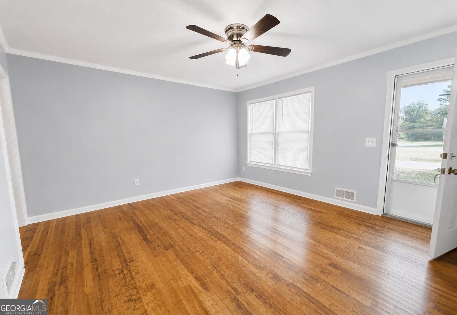 3 bedroom, 2 bathroom, 1,575 sq ft single family residence for sale at 2114 Cheatwood Drive, Oxford, AL 36203 — photo 4