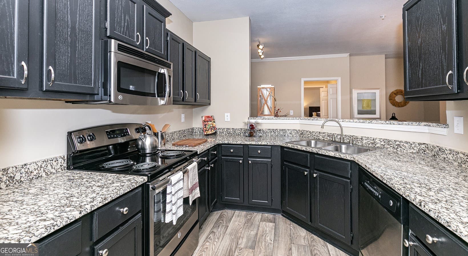 2 bedroom, 2 bathroom, 1,243 sq ft apartment for rent at 10840 State Bridge Road 516, Johns Creek, GA 30022 for $1,995 a month — photo 1 of 23