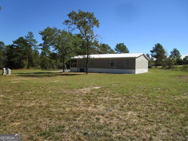3 bedroom, 2 bathroom, 1,344 sq ft manufactured home,single family residence for sale at 146 Oakland Way, Box Springs, GA 31801 — photo 8