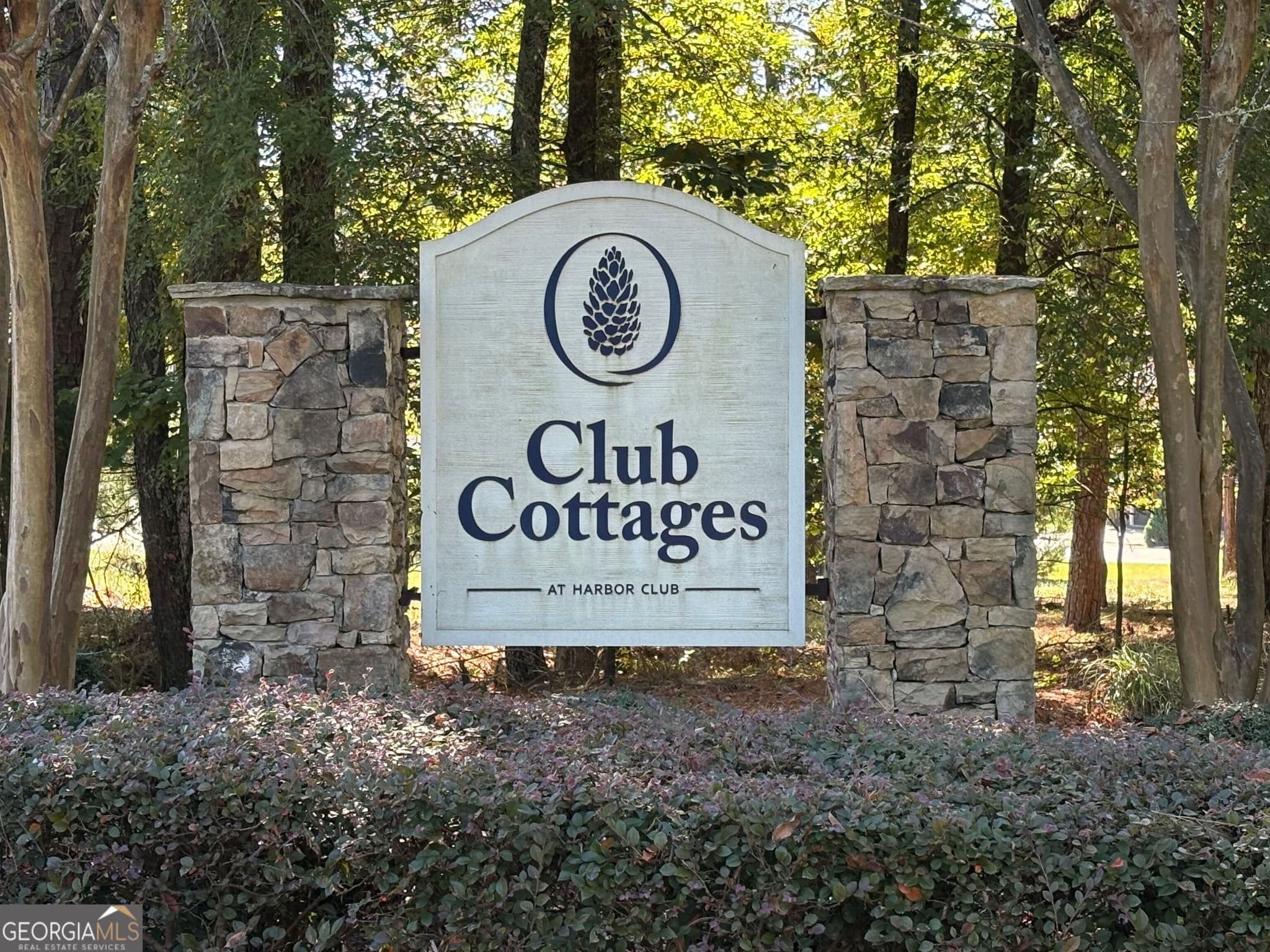 residential lot for sale at 1040 Mashie Drive, Greensboro, GA 30642 — photo 1 of 24