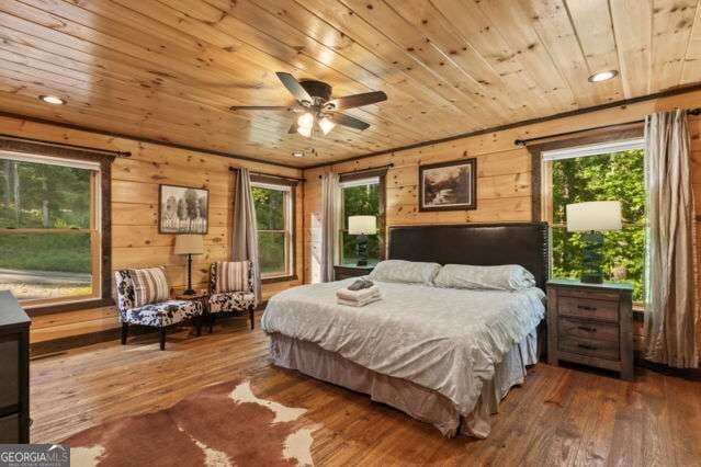 4 bedroom, 3.5 bathroom, 3,594 sq ft cabin,single family residence for sale at 34 Highland Forest Trail, Morganton, GA 30560 — photo 9