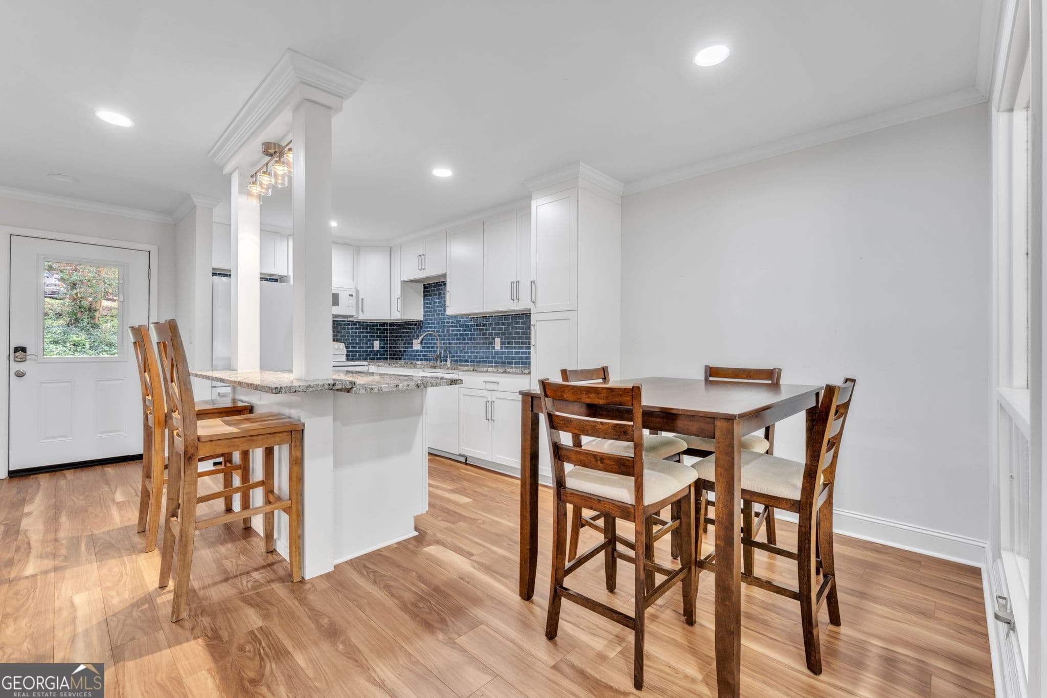 3 bedroom, 2 bathroom, 1,136 sq ft condominium under contract at 12B Hartwell Villas, Anderson, SC 29626 — photo 10