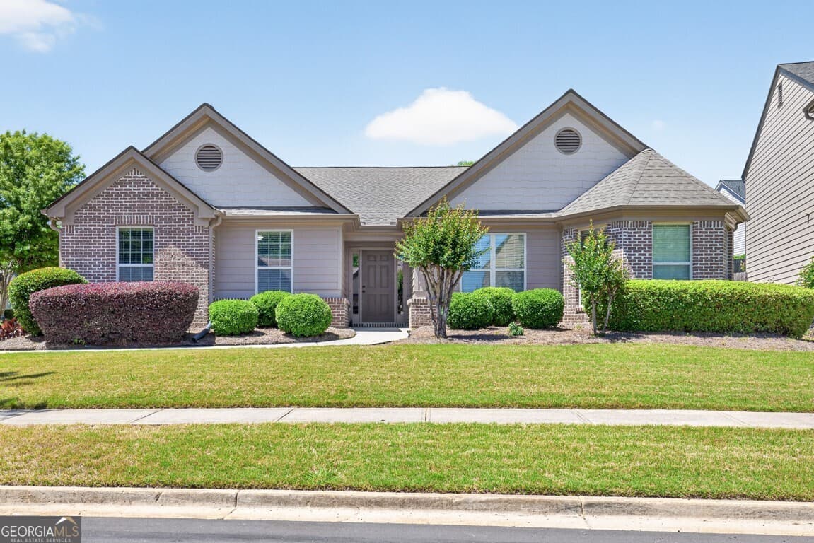 3 bedroom, 2 bathroom, 2,402 sq ft single family residence sold at 3148 Sag Harbor Court, Buford, GA 30519
