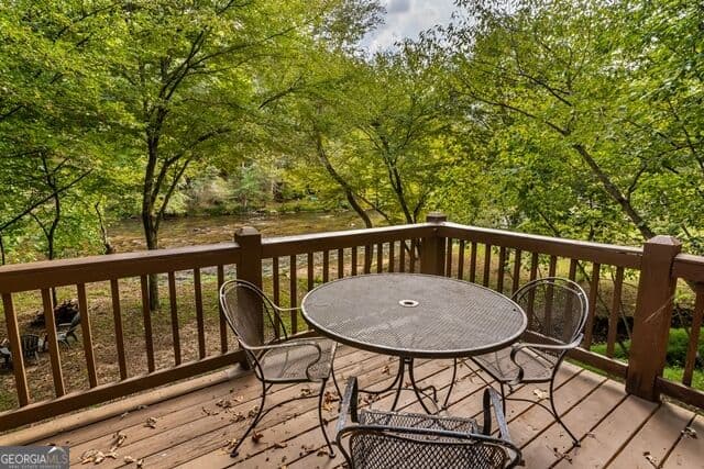 2 bedroom, 2 bathroom, 1,710 sq ft cabin,single family residence for sale at 110 Novena Court, Ellijay, GA 30540 — photo 2