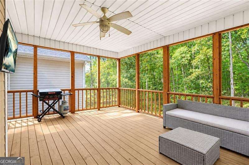 3 bedroom, 2.5 bathroom, 2,135 sq ft single family residence for sale at 560 Mccready Drive, Dallas, GA 30157 — photo 8