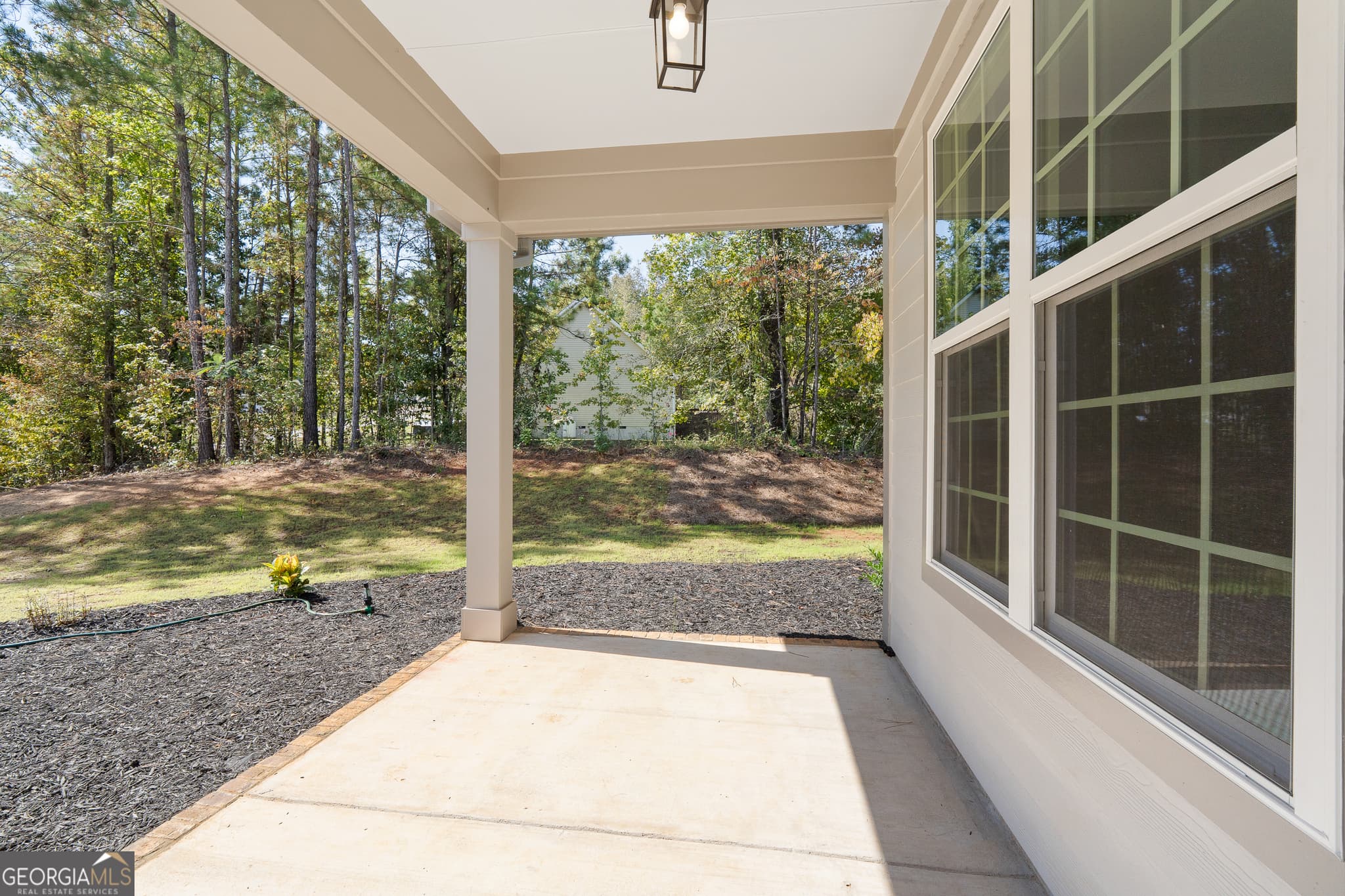4 bedroom, 3 bathroom, 1,894 sq ft single family residence for sale at 4477 Rivercliff Way, Gray, GA 31032 — photo 6