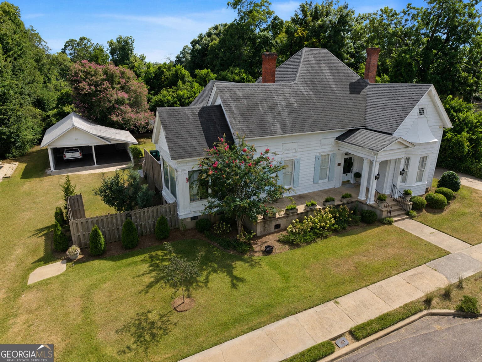 4 bedroom, 2.5 bathroom, 3,624 sq ft single family residence for sale at 433 Church Street, Dawson, GA 39842 — photo 6