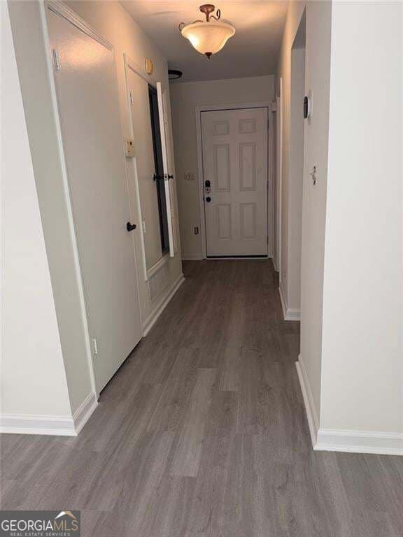 3 bedroom, 2.5 bathroom, 1,364 sq ft townhouse for sale at 2788 Farmstead Road, Smyrna, GA 30080 — photo 7