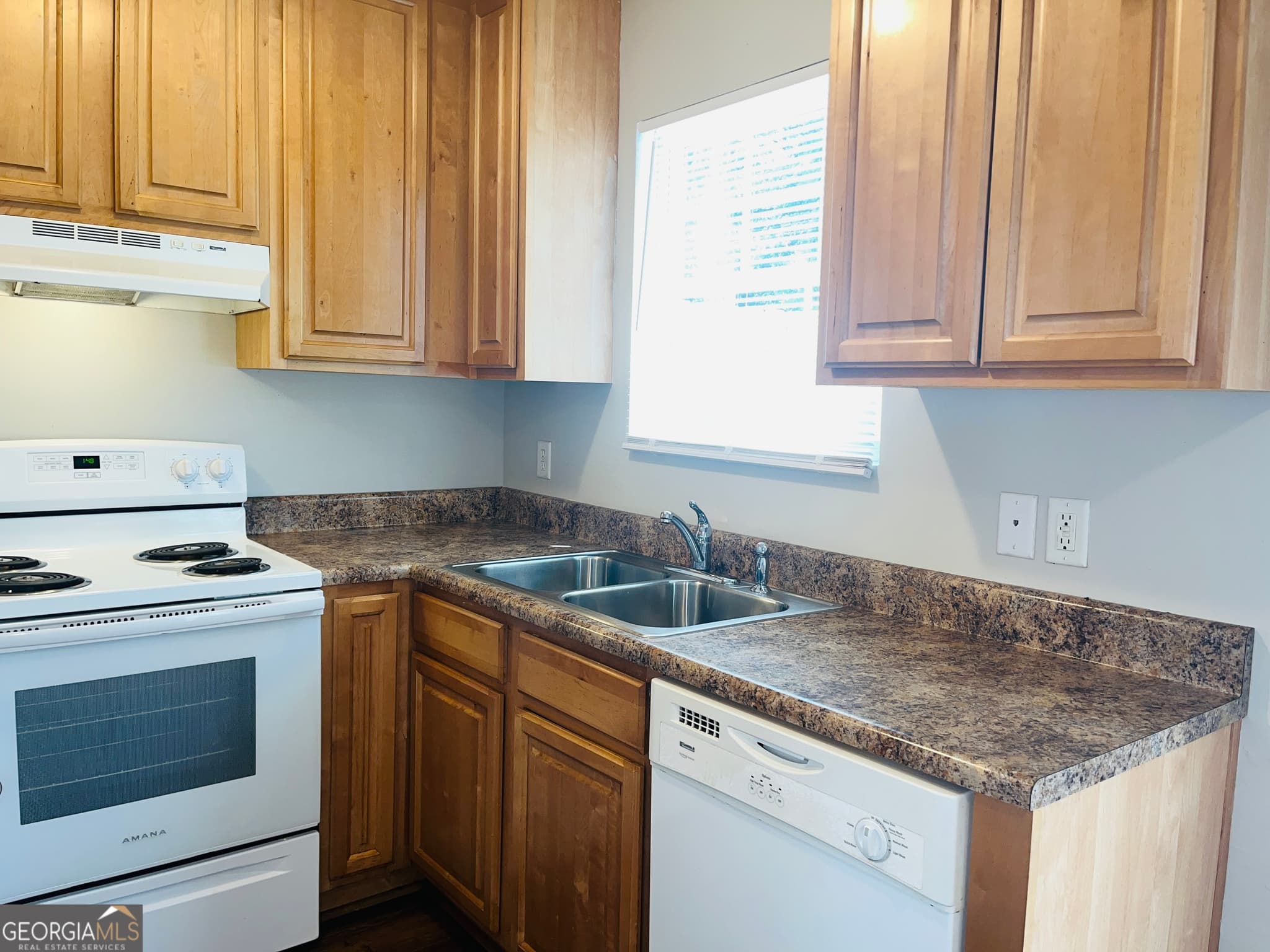 2 bedroom, 1.5 bathroom, 1,044 sq ft quadruplex for rent at 605 Wilburn Avenue J, Lagrange, GA 30240 for $1,025 a month — photo 9