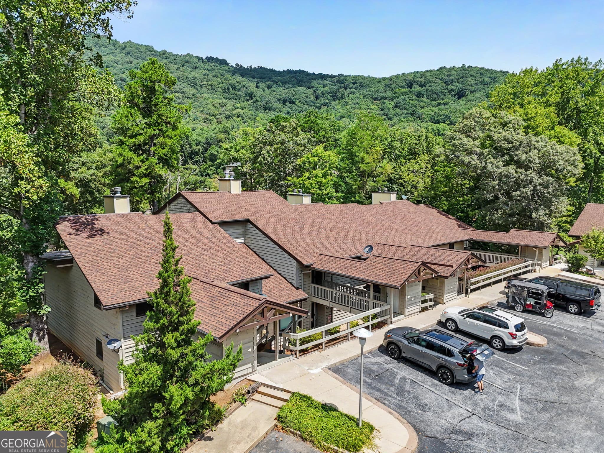 2 bedroom, 2 bathroom, 1,355 sq ft condominium for sale at 239 Shakespeare Drive 314, Clayton, GA 30525