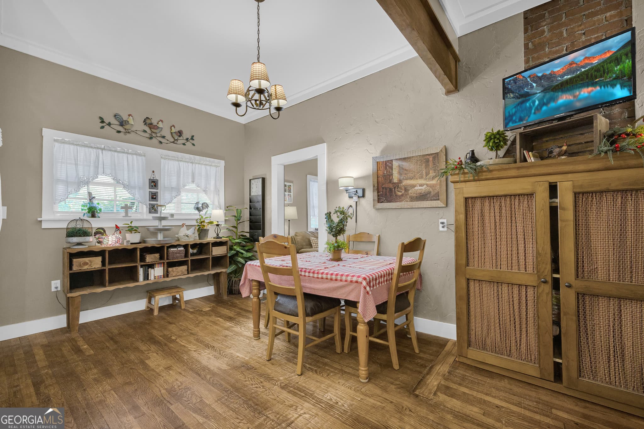 3 bedroom, 3 bathroom, 3,710 sq ft single family residence for sale at 104 Veazey Street, Union Point, GA 30669 — photo 9