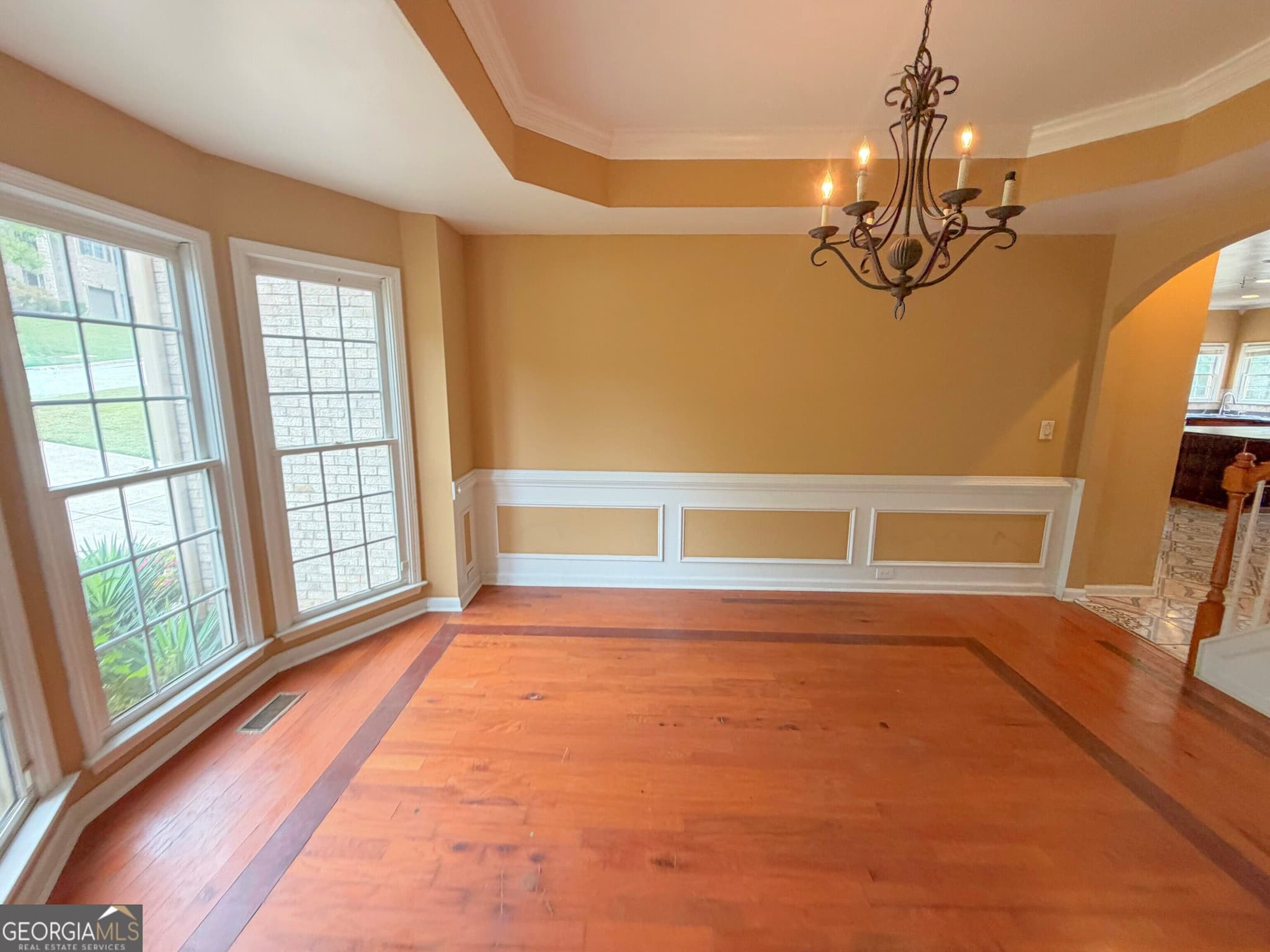 6 bedroom, 4.5 bathroom, 5,123 sq ft single family residence for sale at 6557 Norcliffe Drive, Stone Mountain, GA 30087 — photo 9