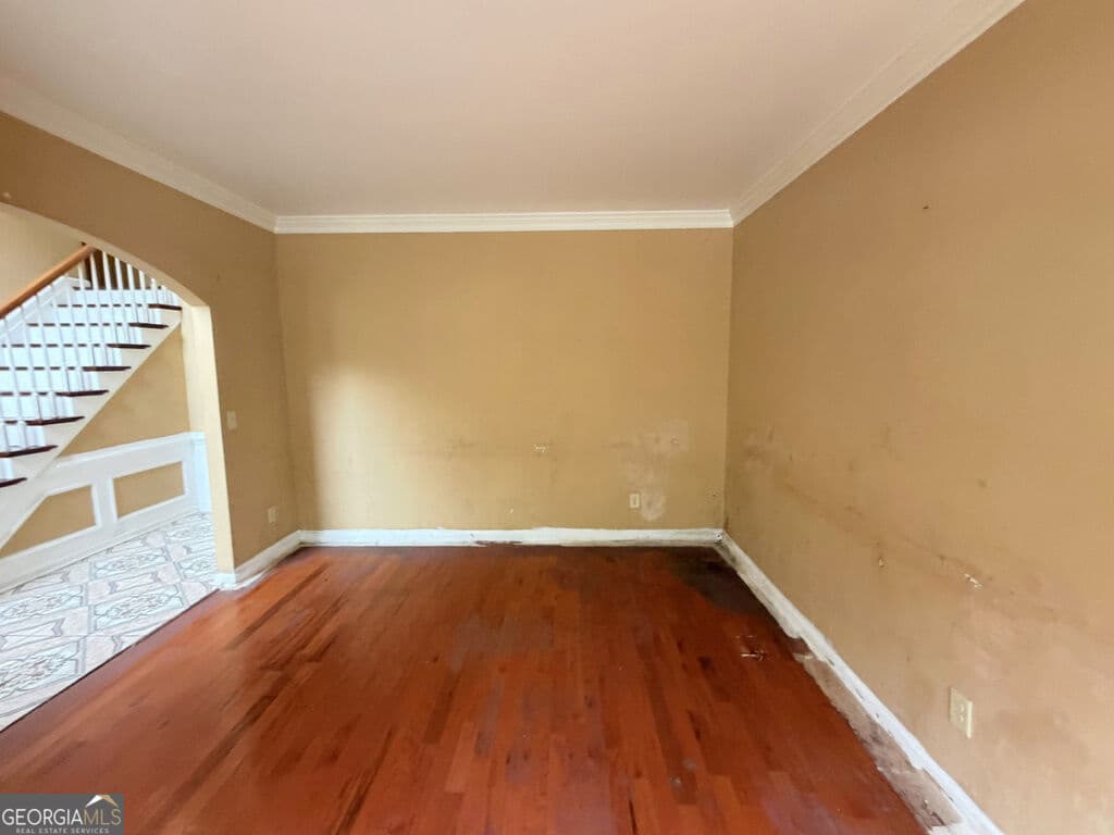 6 bedroom, 4.5 bathroom, 5,123 sq ft single family residence for sale at 6557 Norcliffe Drive, Stone Mountain, GA 30087 — photo 8