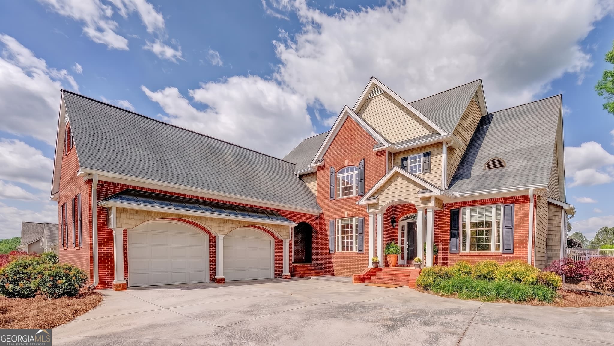 4 bedroom, 3.5 bathroom, 4,213 sq ft single family residence for sale at 504 Ridge Pointe Lane, Cohutta, GA 30710