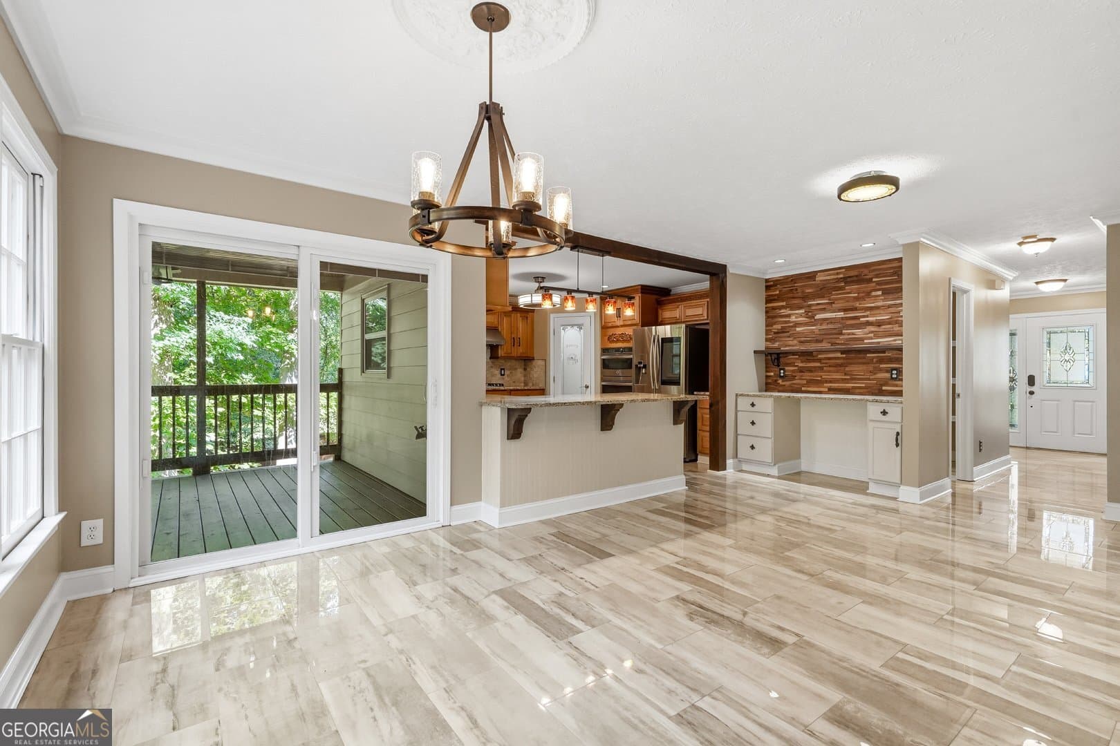 6 bedroom, 4.5 bathroom single family residence for sale at 2915 Capot Court, Snellville, GA 30039 — photo 7