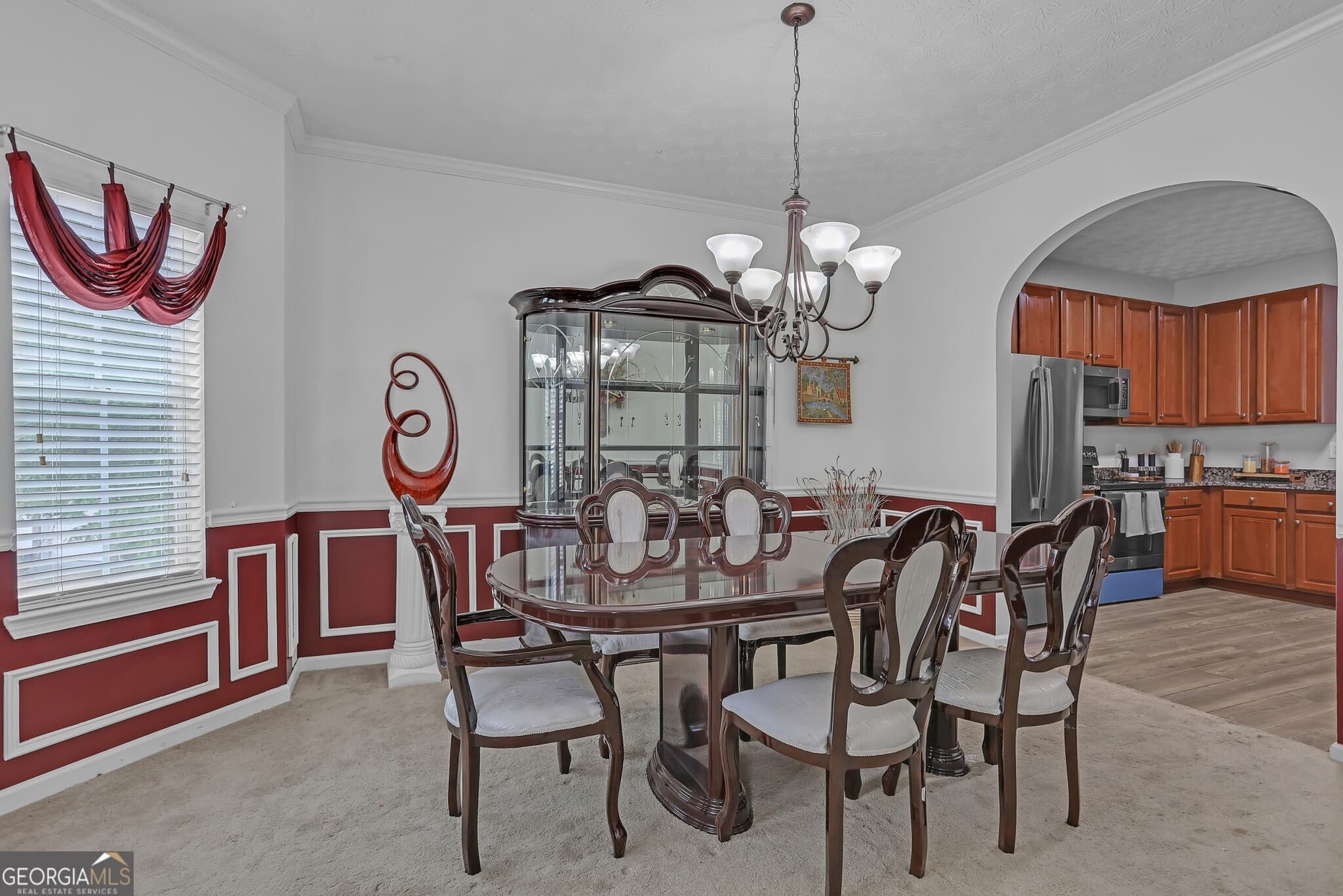 6 bedroom, 4.5 bathroom, 5,775 sq ft single family residence for sale at 605 Harris Court, Conyers, GA 30012 — photo 6