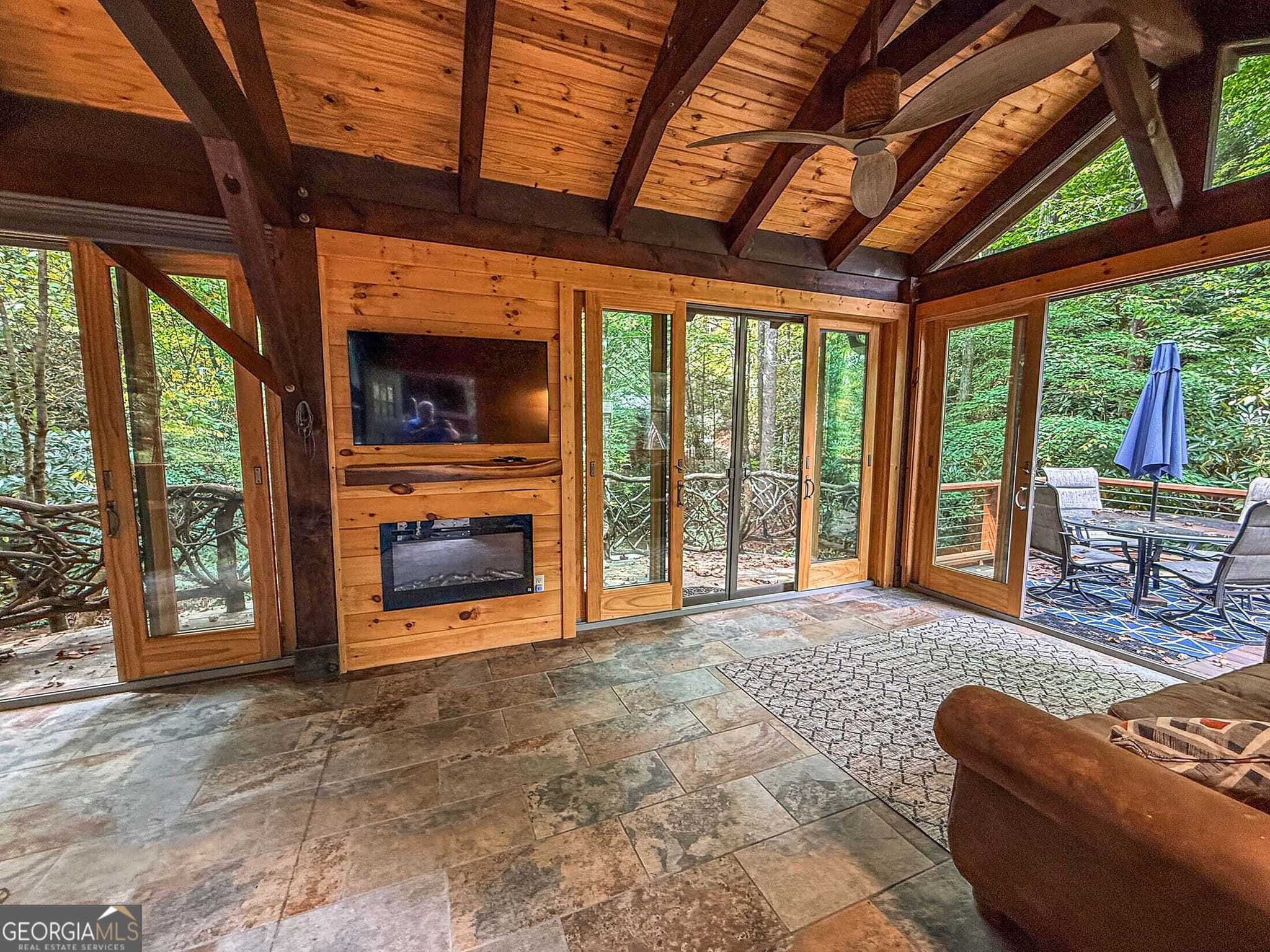1 bedroom, 1 bathroom, 546 sq ft single family residence for sale at 51 Creekside Cove, Scaly Mountain, SC 29775 — photo 8