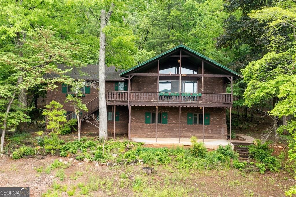4 bedroom, 3 bathroom single family residence sold at 225 Richards Cove Drive, Hayesville, NC 28904
