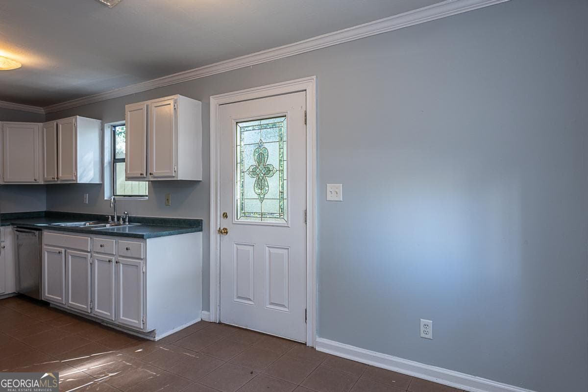 2 bedroom, 2 bathroom, 1,000 sq ft single family residence for rent at 568 Stokeswood Avenue, Atlanta, GA 30316 for $2,350 a month — photo 6
