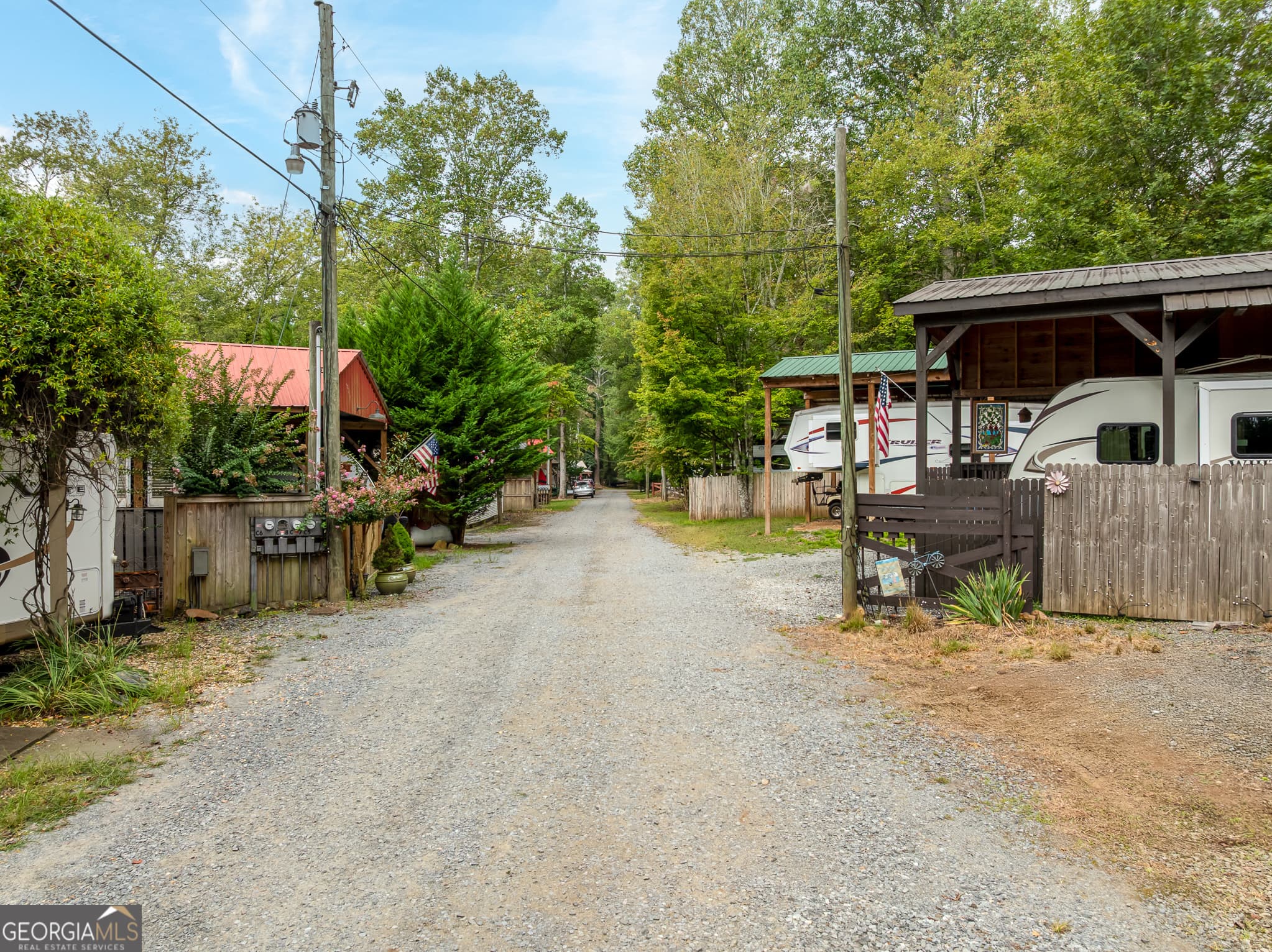 2 bedroom, 1 bathroom, 400 sq ft manufactured home,single family residence for sale at 54 First Street, Ellijay, GA 30540 — photo 3
