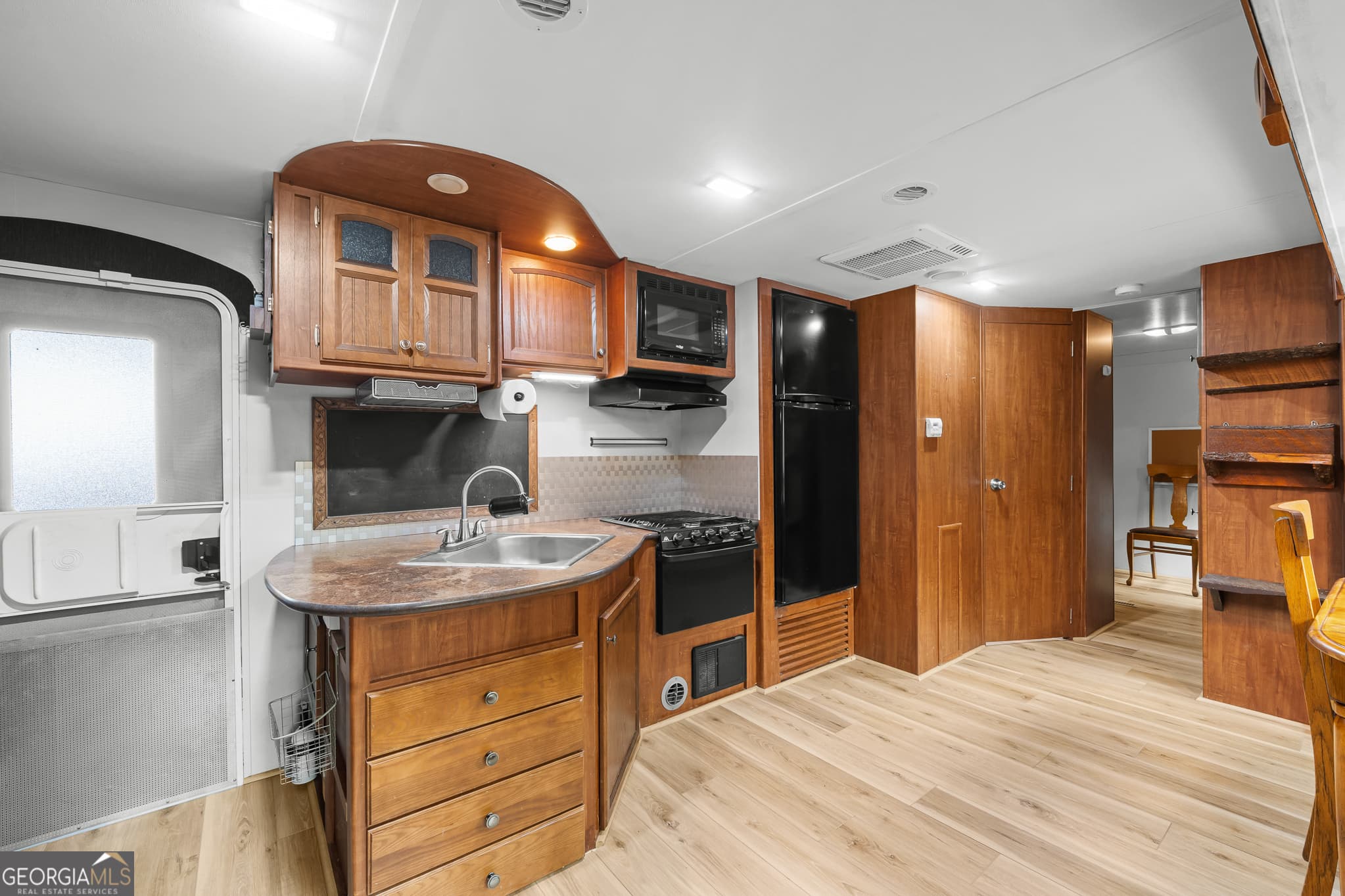 2 bedroom, 1 bathroom, 400 sq ft manufactured home,single family residence for sale at 54 First Street, Ellijay, GA 30540 — photo 10