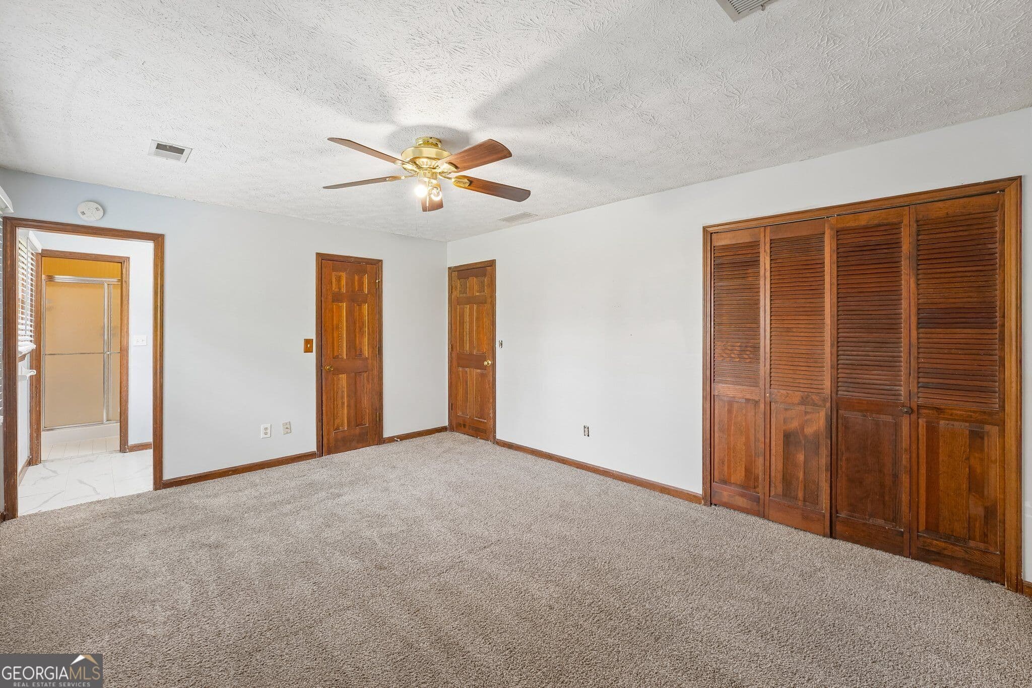 4 bedroom, 2.5 bathroom, 2,900 sq ft single family residence for sale at 865 Branford Lane, Lilburn, GA 30047 — photo 5