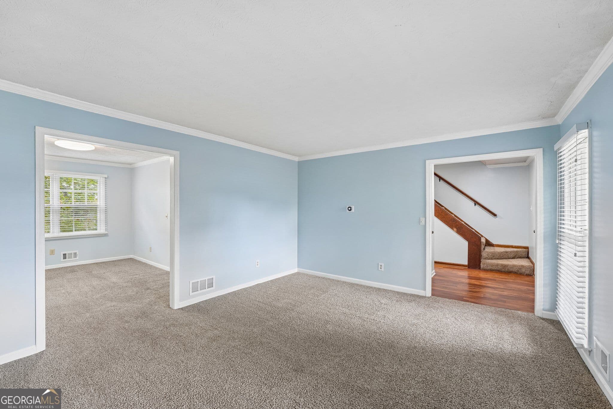 4 bedroom, 2.5 bathroom, 2,900 sq ft single family residence for sale at 865 Branford Lane, Lilburn, GA 30047 — photo 4