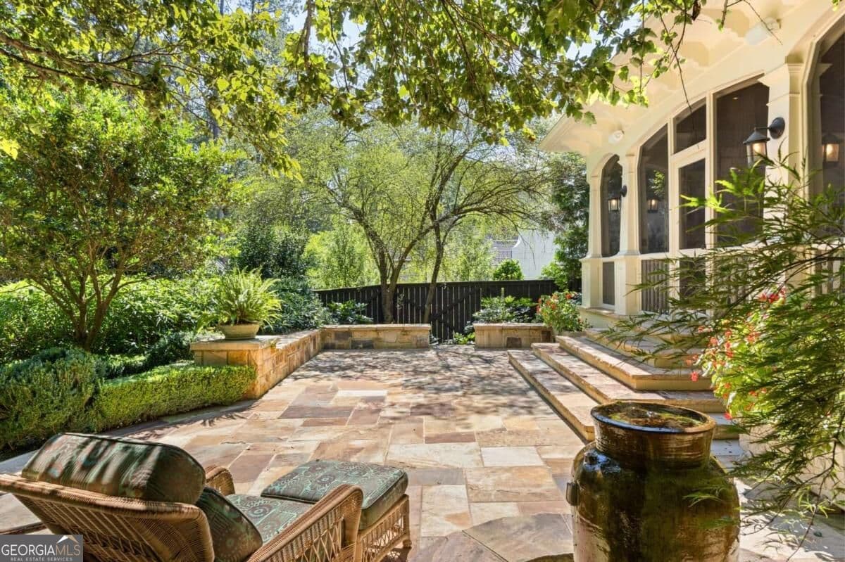 4 bedroom, 3.5 bathroom, 5,470 sq ft single family residence for sale at 707 Darlington Road, Atlanta, GA 30305 — photo 3