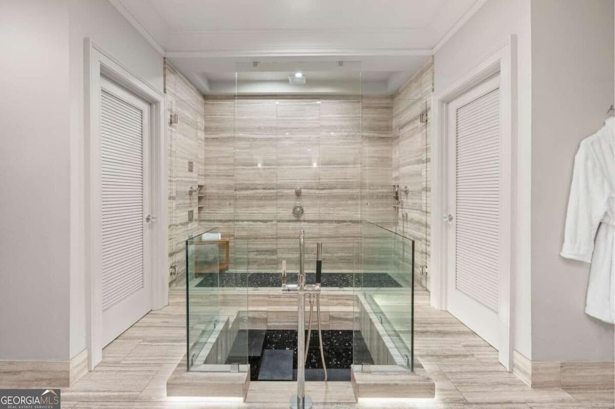 4 bedroom, 3.5 bathroom, 5,470 sq ft single family residence for sale at 707 Darlington Road, Atlanta, GA 30305 — photo 9