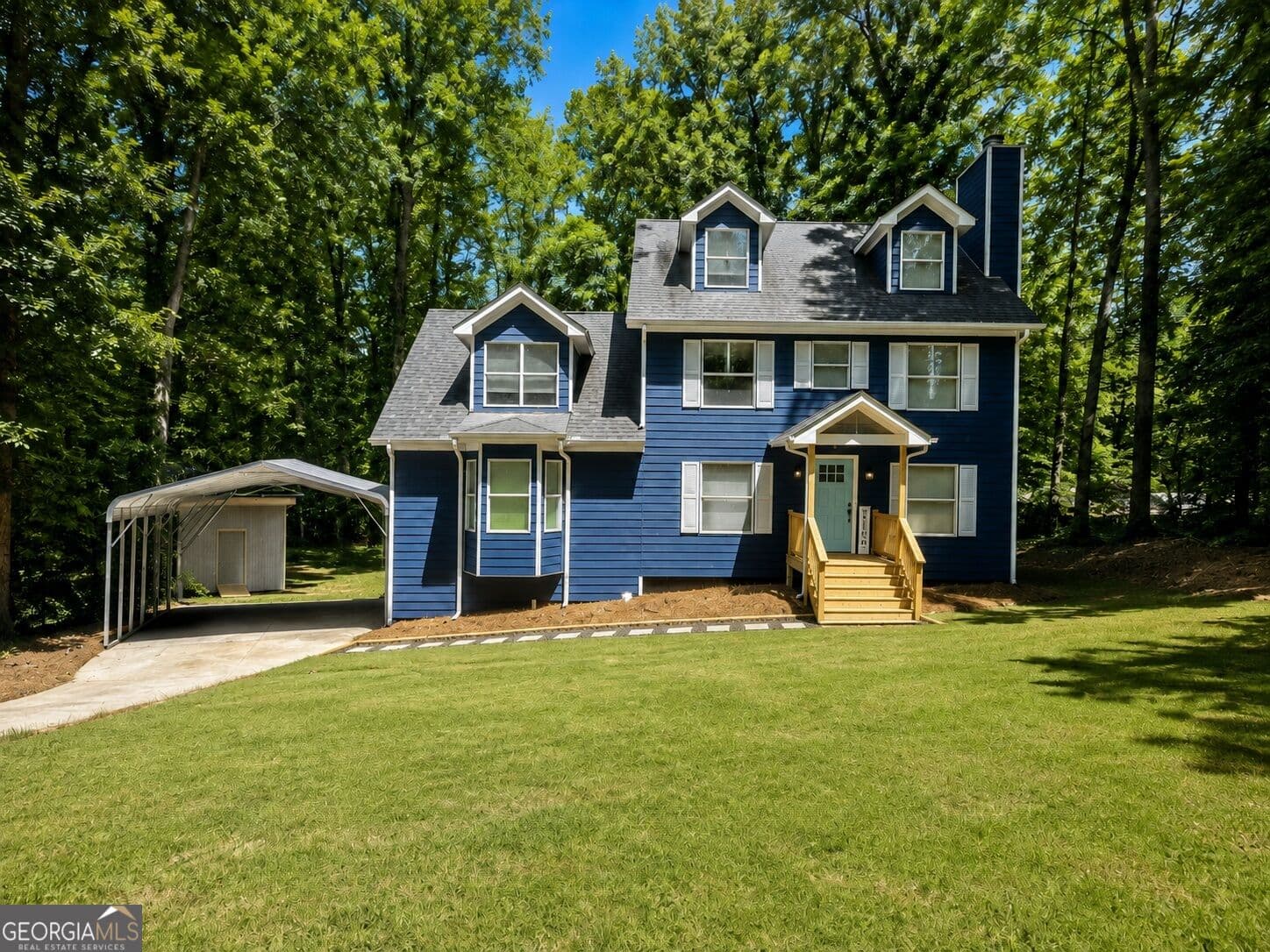 4 bedroom, 3.5 bathroom, 2,359 sq ft single family residence for sale at 4232 Marjorie Road, Snellville, GA 30039 — photo 2