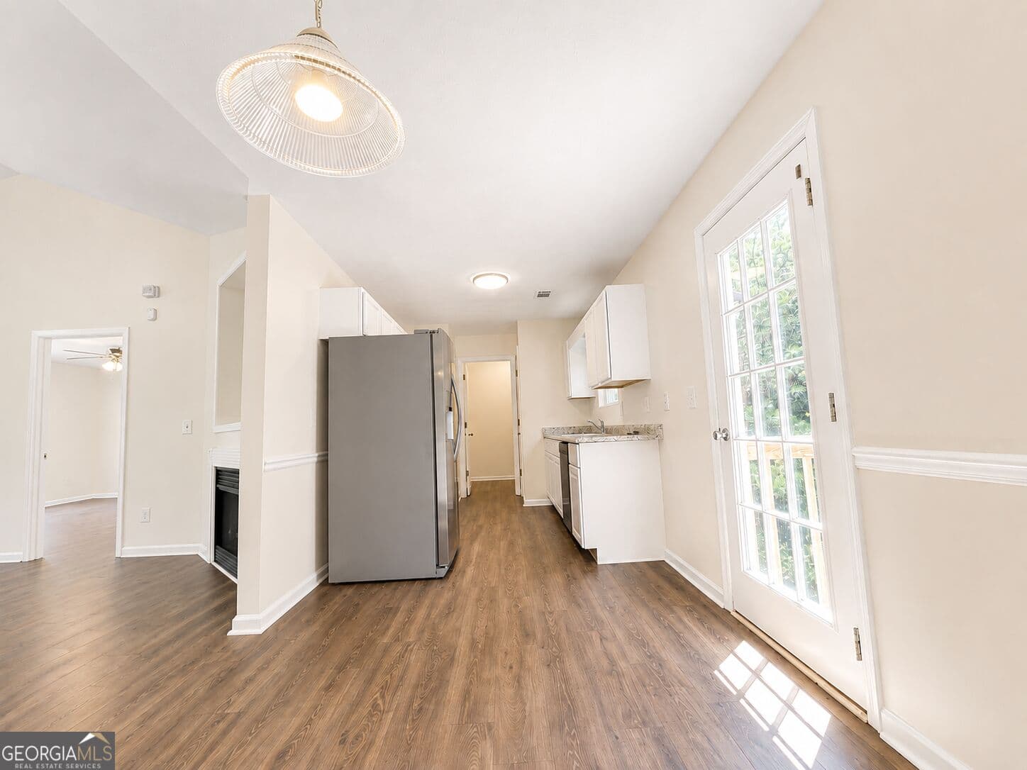 4 bedroom, 3 bathroom, 2,433 sq ft single family residence for rent at 1104 Driftwood Court, Mcdonough, GA 30252 for $2,150 a month — photo 6