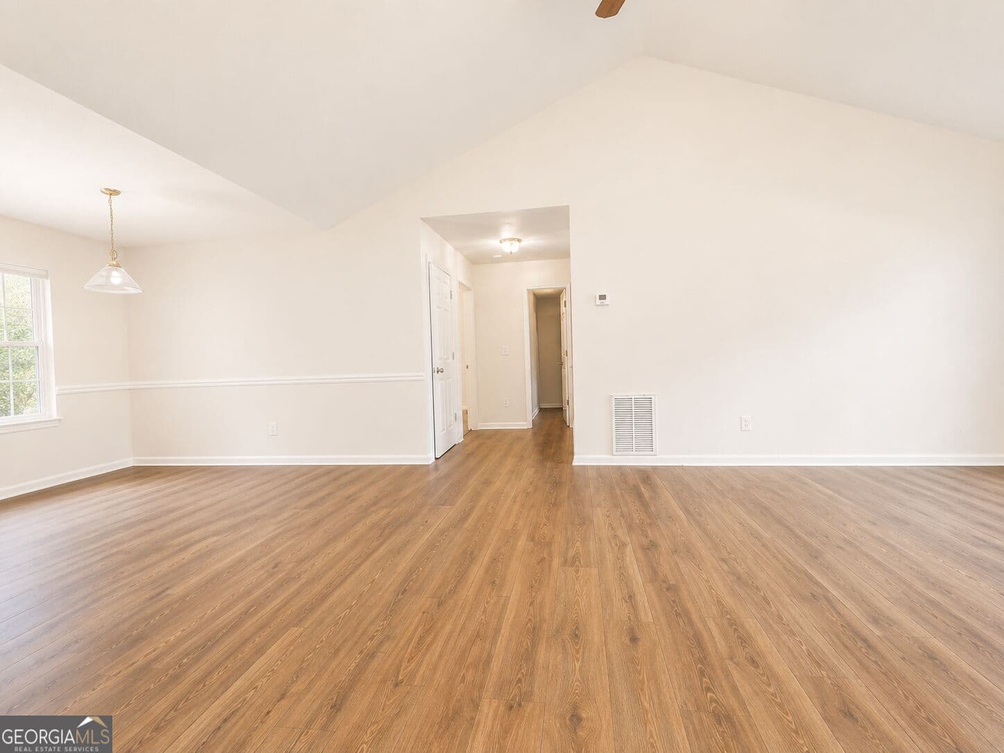 4 bedroom, 3 bathroom, 2,433 sq ft single family residence for rent at 1104 Driftwood Court, Mcdonough, GA 30252 for $2,150 a month — photo 3
