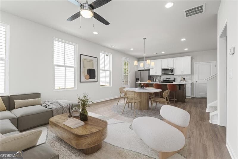 3 bedroom, 2.5 bathroom, 1,599 sq ft single family residence for sale at 22 Spirea Way 68, Auburn, GA 30011 — photo 2
