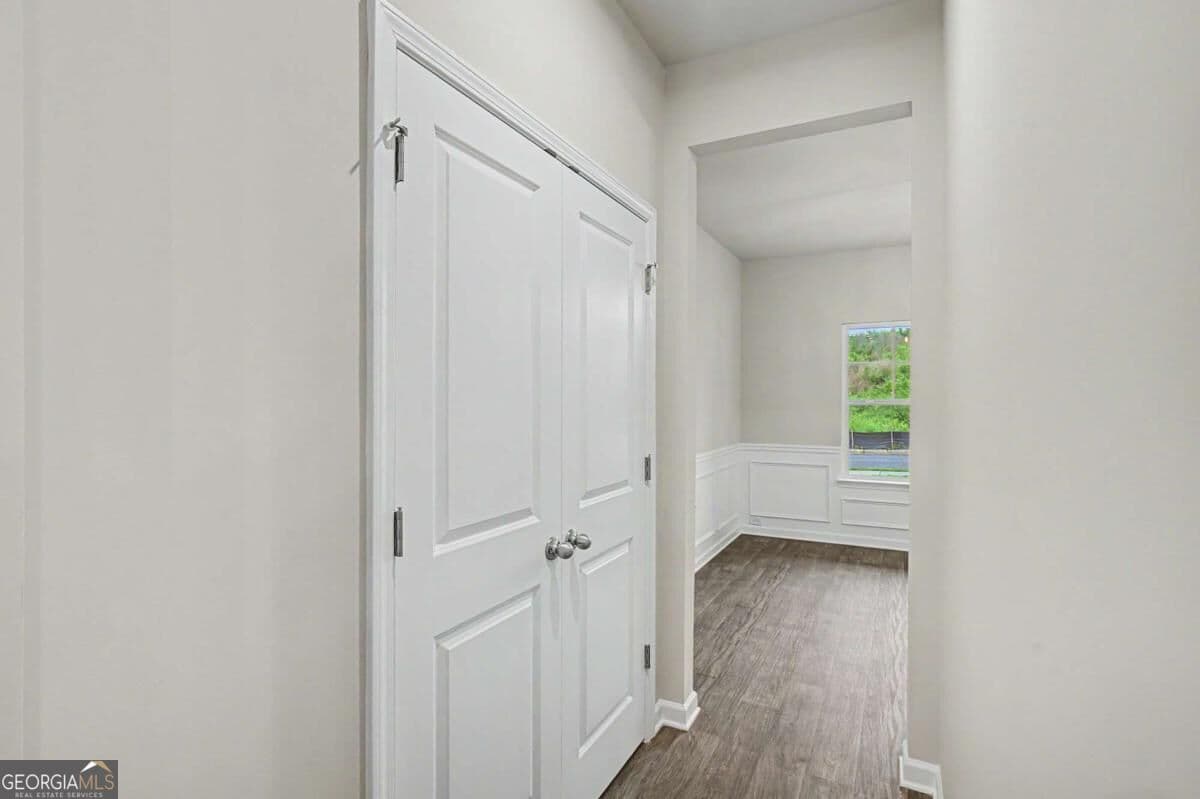 4 bedroom, 2.5 bathroom, 2,301 sq ft single family residence for sale at 3351 Forest Green Drive, Douglasville, GA 30135 — photo 9