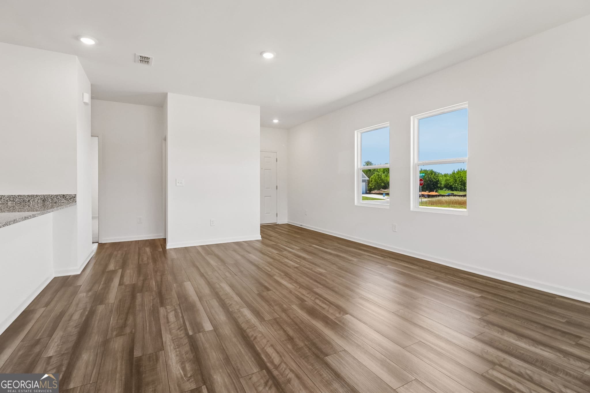 3 bedroom, 2 bathroom, 1,429 sq ft single family residence for sale at 100 Tarabai Drive, Carrollton, GA 30116 — photo 8