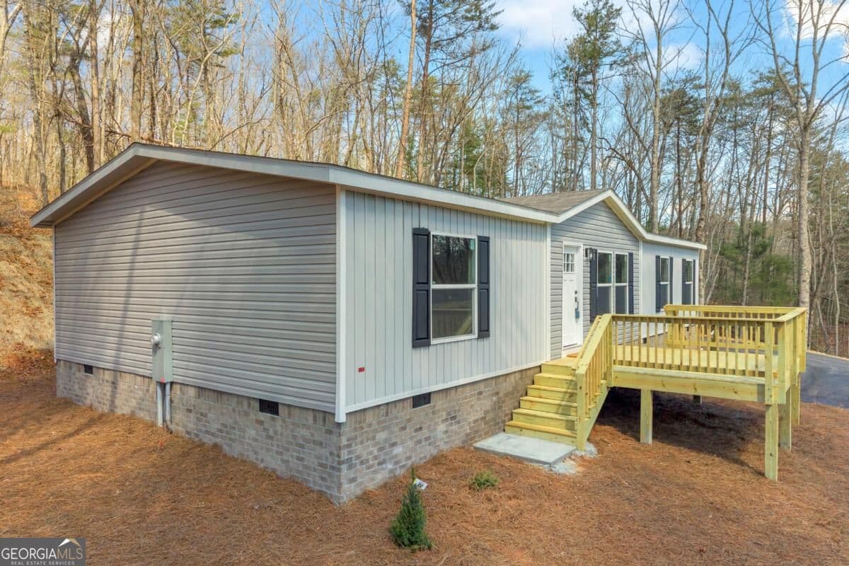3 bedroom, 2 bathroom, 1,568 sq ft manufactured home,single family residence for sale at 136 Poplar Drive, Dawsonville, GA 30534 — photo 2