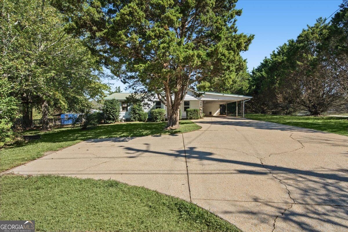 2 bedroom, 1 bathroom, 1,100 sq ft single family residence for sale at 5052 Us Highway 78, Bremen, GA 30110 — photo 6