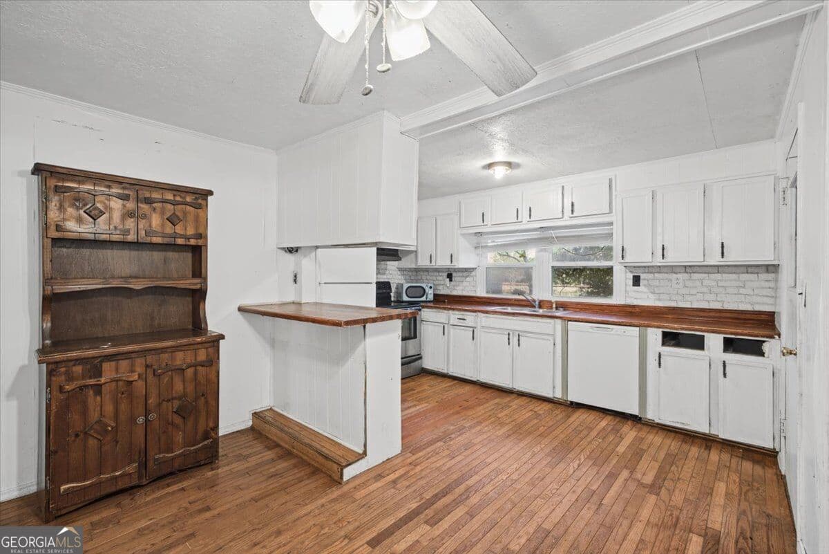 2 bedroom, 1 bathroom, 1,100 sq ft single family residence for sale at 5052 Us Highway 78, Bremen, GA 30110 — photo 4