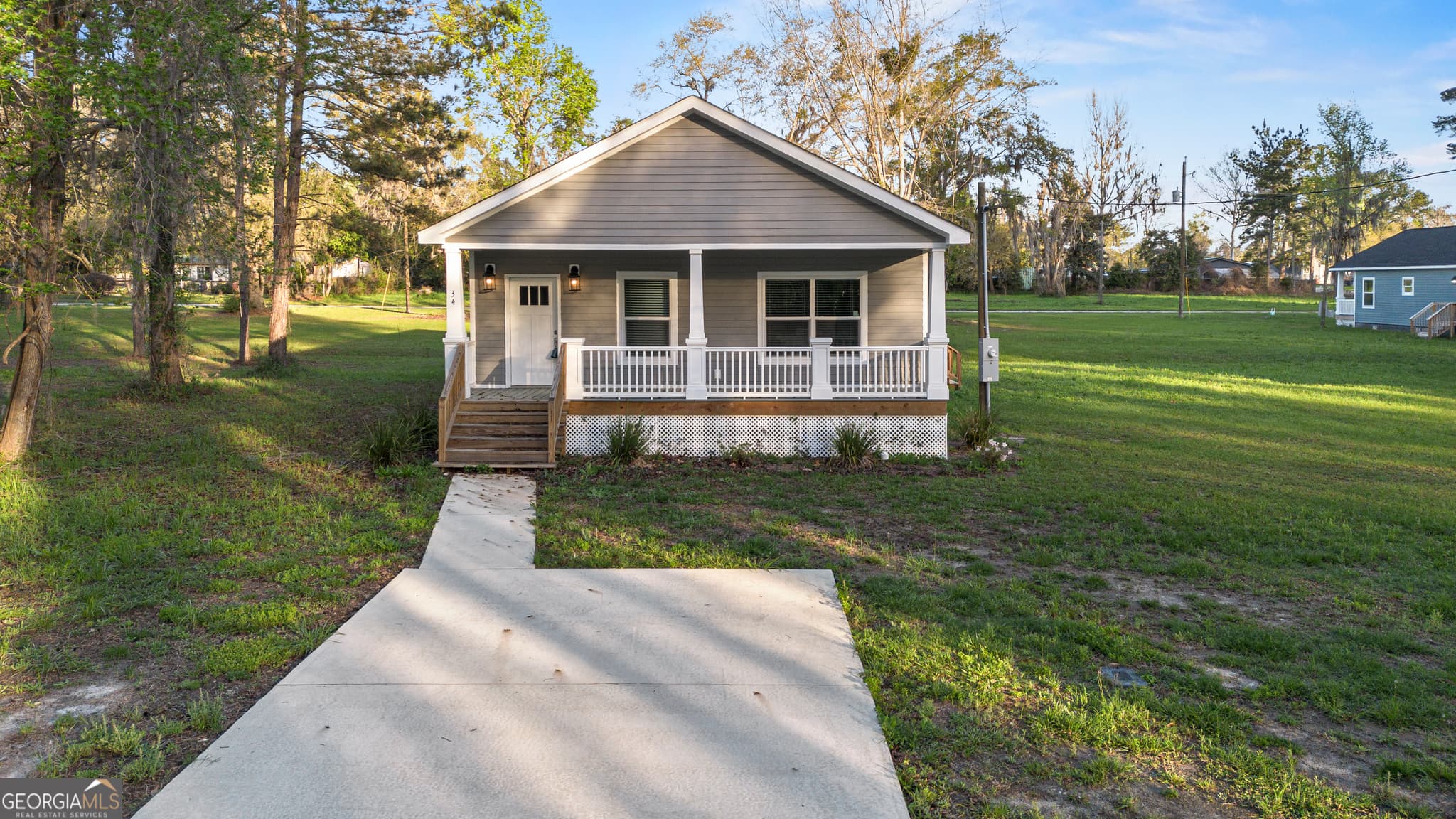 3 bedroom, 2 bathroom, 1,296 sq ft single family residence for sale at 34 Pear Street, Ludowici, GA 31316 — photo 1 of 20