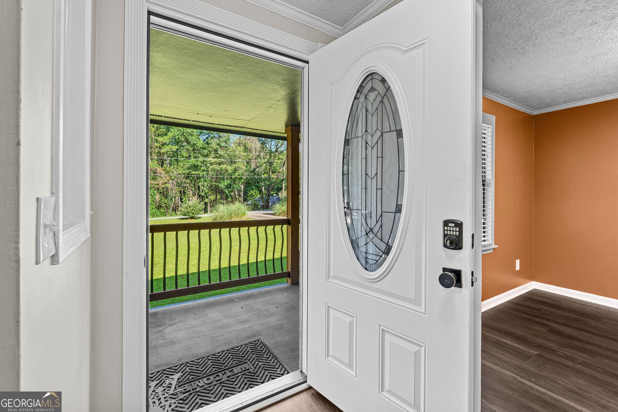 3 bedroom, 2 bathroom, 1,475 sq ft single family residence for sale at 147 Lincoln Street, Hogansville, GA 30230 — photo 4