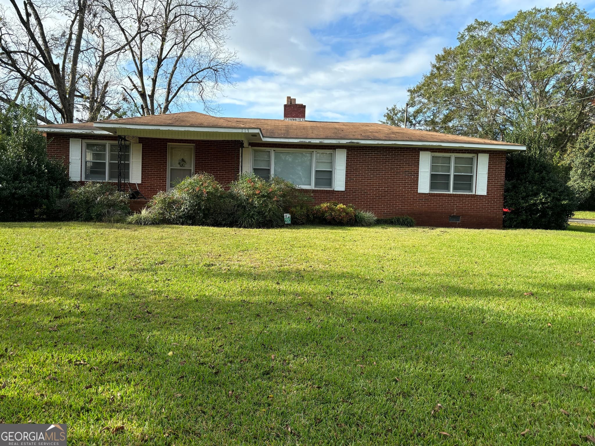 3 bedroom, 2 bathroom, 2,100 sq ft single family residence sold at 113 Woods Avenue, Portal, GA 30450