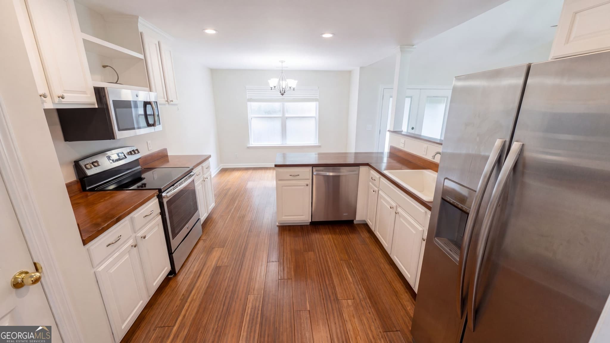 3 bedroom, 2 bathroom, 1,712 sq ft single family residence for sale at 111 Fire Thorn Lane, Pooler, GA 31322 — photo 6