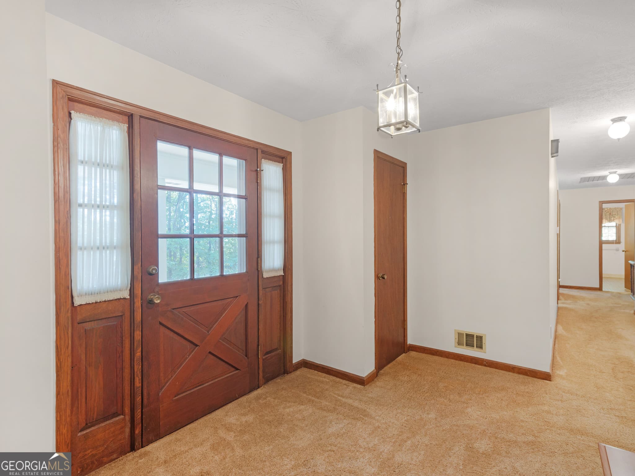 3 bedroom, 2 bathroom, 1,872 sq ft single family residence for sale at 1038 Jodeco Road, Stockbridge, GA 30281 — photo 9