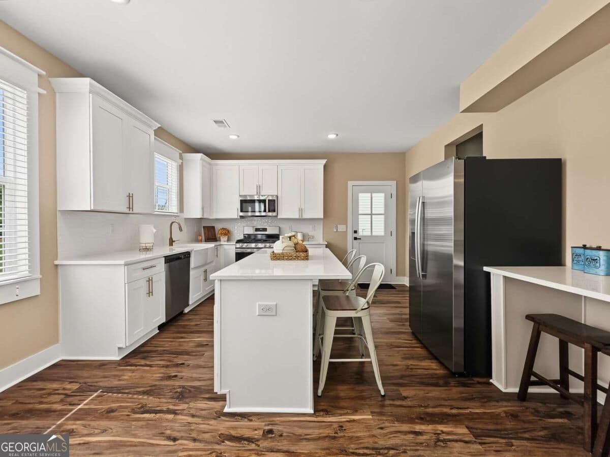 4 bedroom, 2.5 bathroom, 2,146 sq ft single family residence for sale at 3075 Franklin Street, Austell, GA 30106 — photo 6